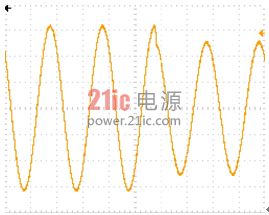 图6 在0度角处的电压跳变 图7 在90度角处的电压跳变